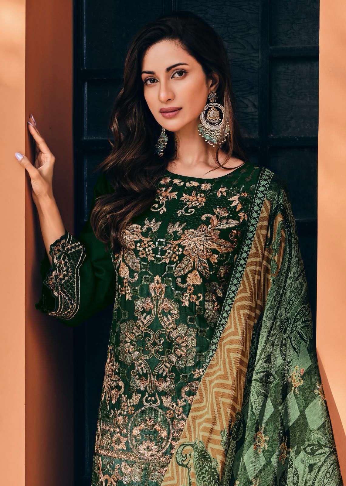 Gull Jee Rahi Pashmina Embroidery Dress Marerial Wholesale catalog