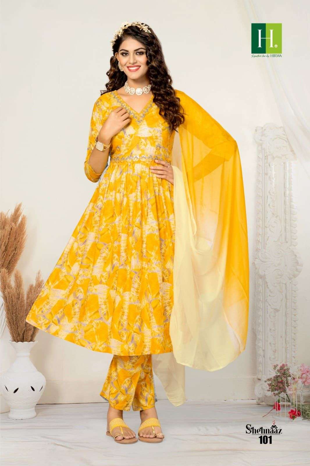 HIRWA SHEHNAAZ Naira Cut Kurti Wholesale catalog