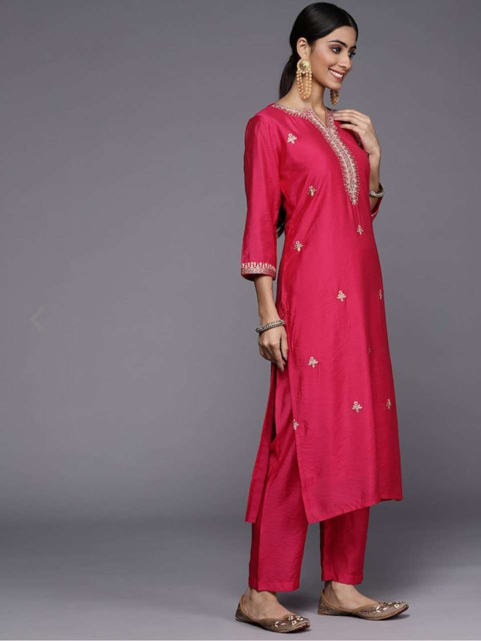 Saara Red Viscose Ready Made Size Set Wholesale catalog
