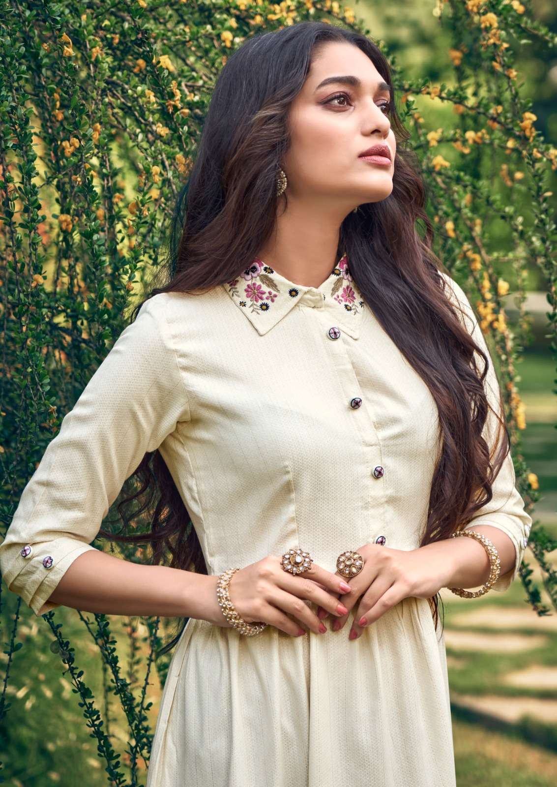 vitara fashion SENTRO cotton weaving fabric Kurti Wholesale catalog