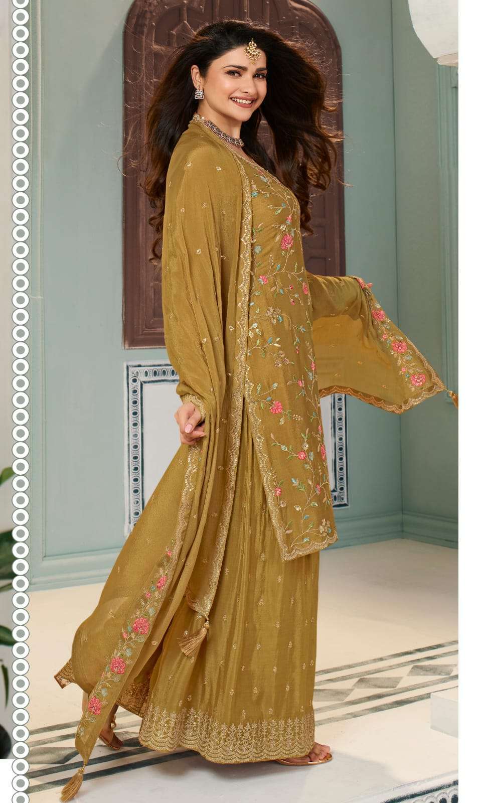 Zulfat Designer Suits Kuleesh Avanti Salwar Suit Wholesale catalog