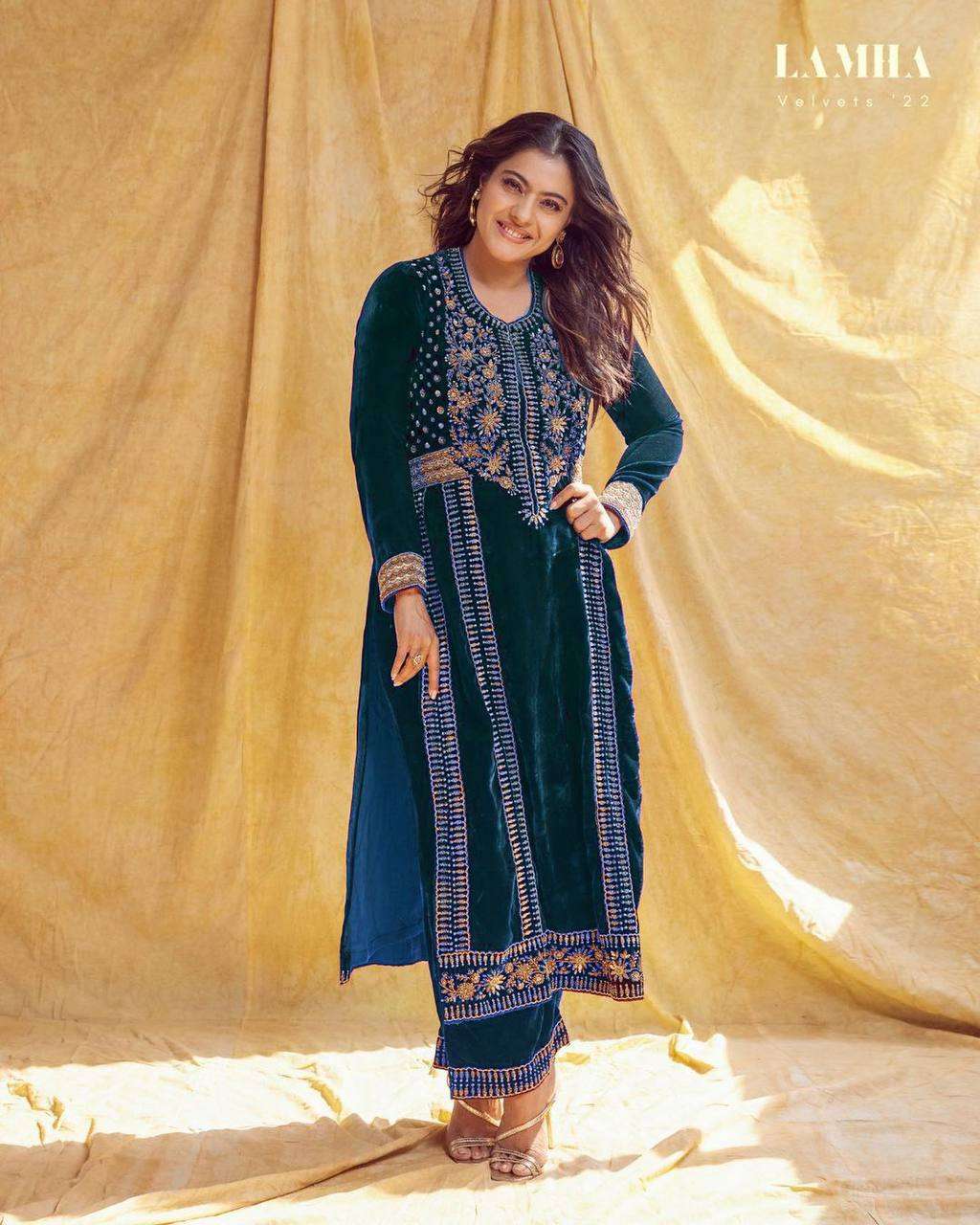 909 Heavy Velvet Zari Embroidered Salwar Kameez Wholesale catalog