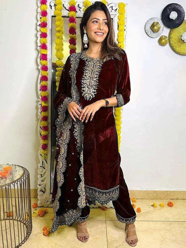 918 Heavy Velvet Embroidery Salwar Kameez Wholesale catalog