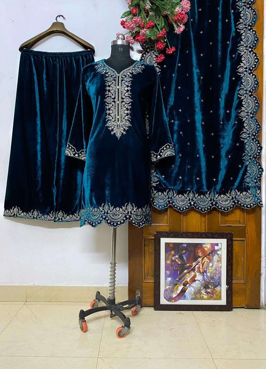 918 Heavy Velvet Embroidery Salwar Kameez Wholesale catalog