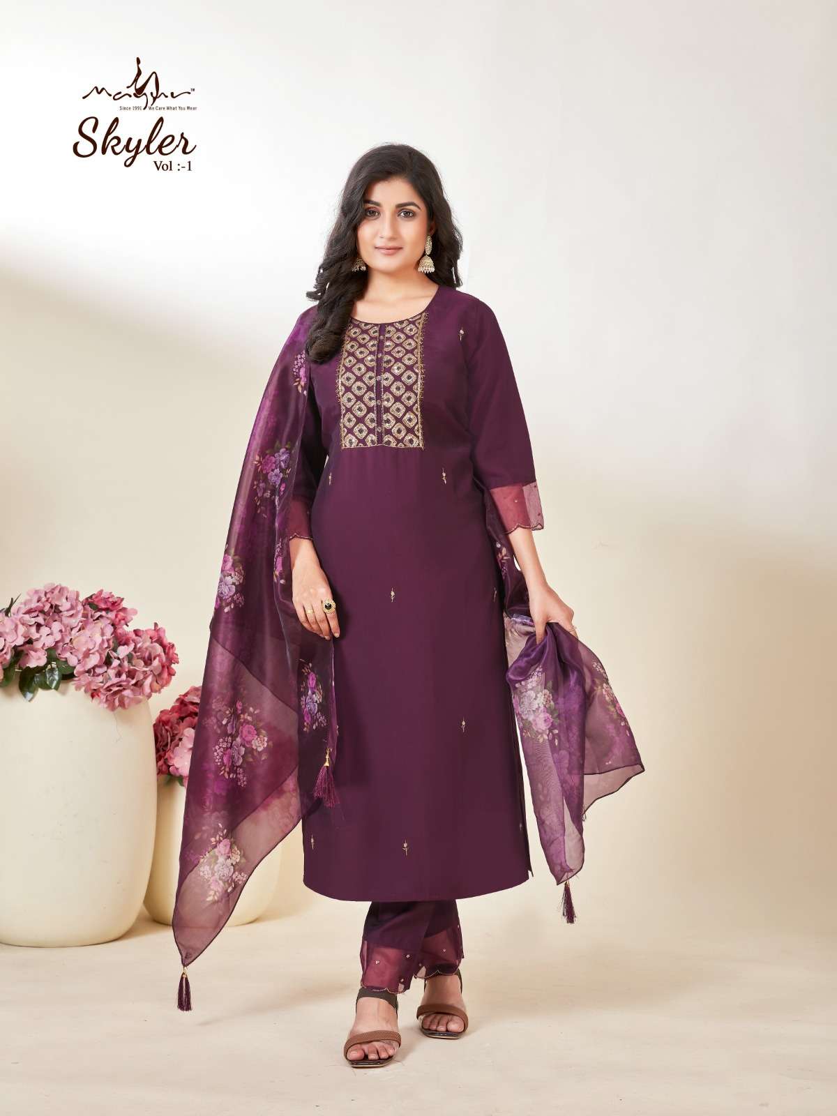 AYUR FASHION SKYLER Kurti Wholesale catalog