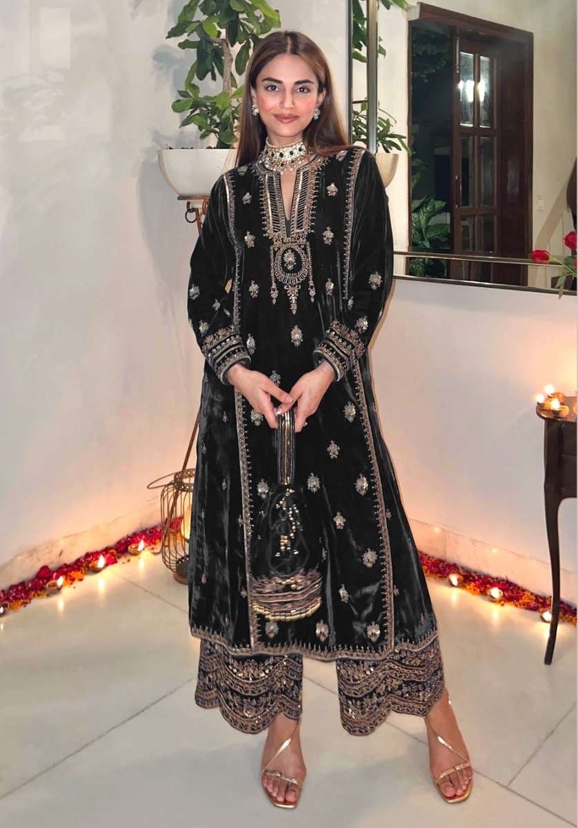 Fancy Velvet 2003 Embroidery Salwar Kameez Wholesale catalog