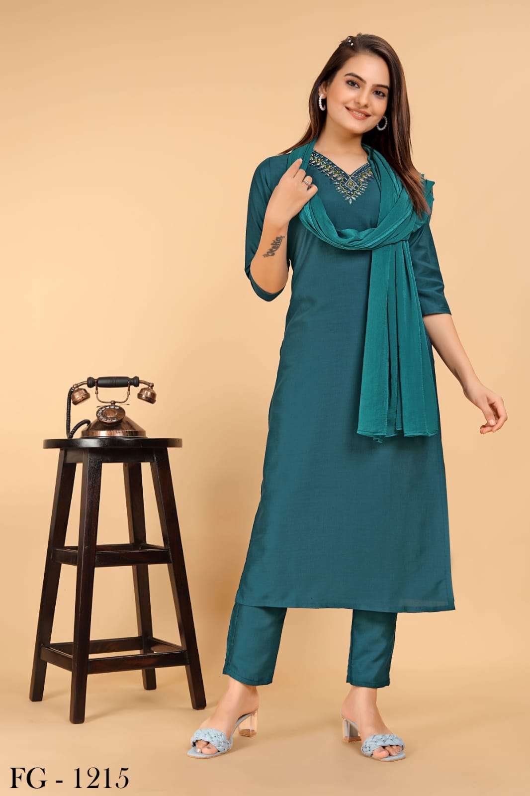 Fg Manohari Pure Bsy Chinnon Kurti With Bottom Dupatta Wholesale catalog