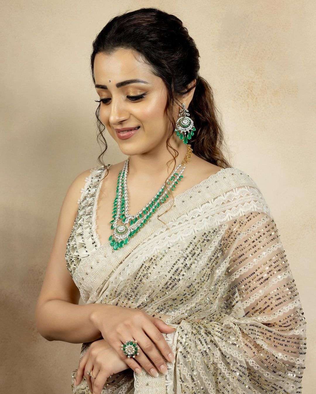 Sabella MAHI VOL 1 DESIGNER EXCLUSIVE EMBROIDERY WORK Saree