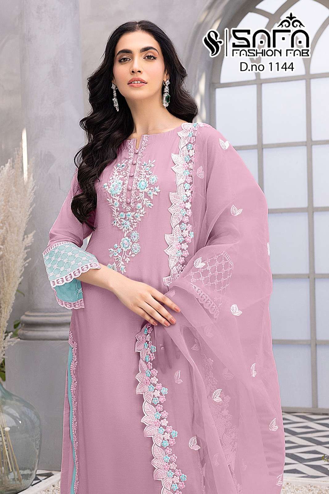 Safa Fashion Fab 1144 Heavy Georgette Pakistani Suits Wholesale catalog