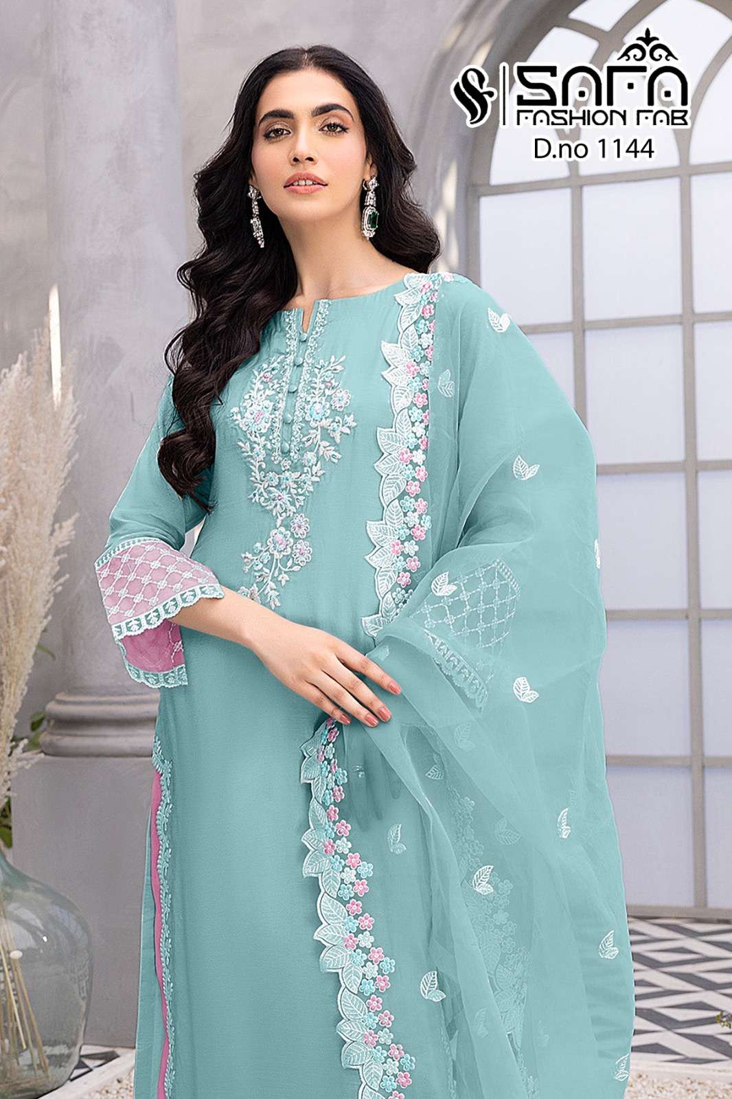 Safa Fashion Fab 1144 Heavy Georgette Pakistani Suits Wholesale catalog