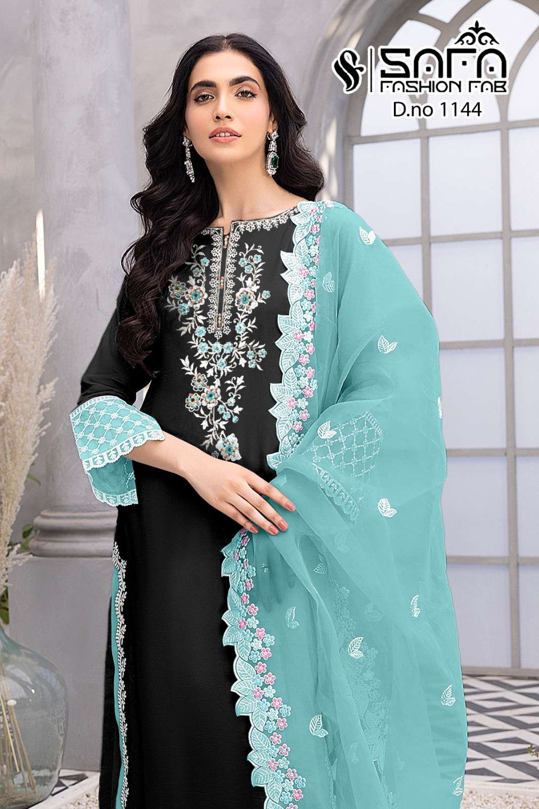 Safa Fashion Fab 1144 Heavy Georgette Pakistani Suits Wholesale catalog