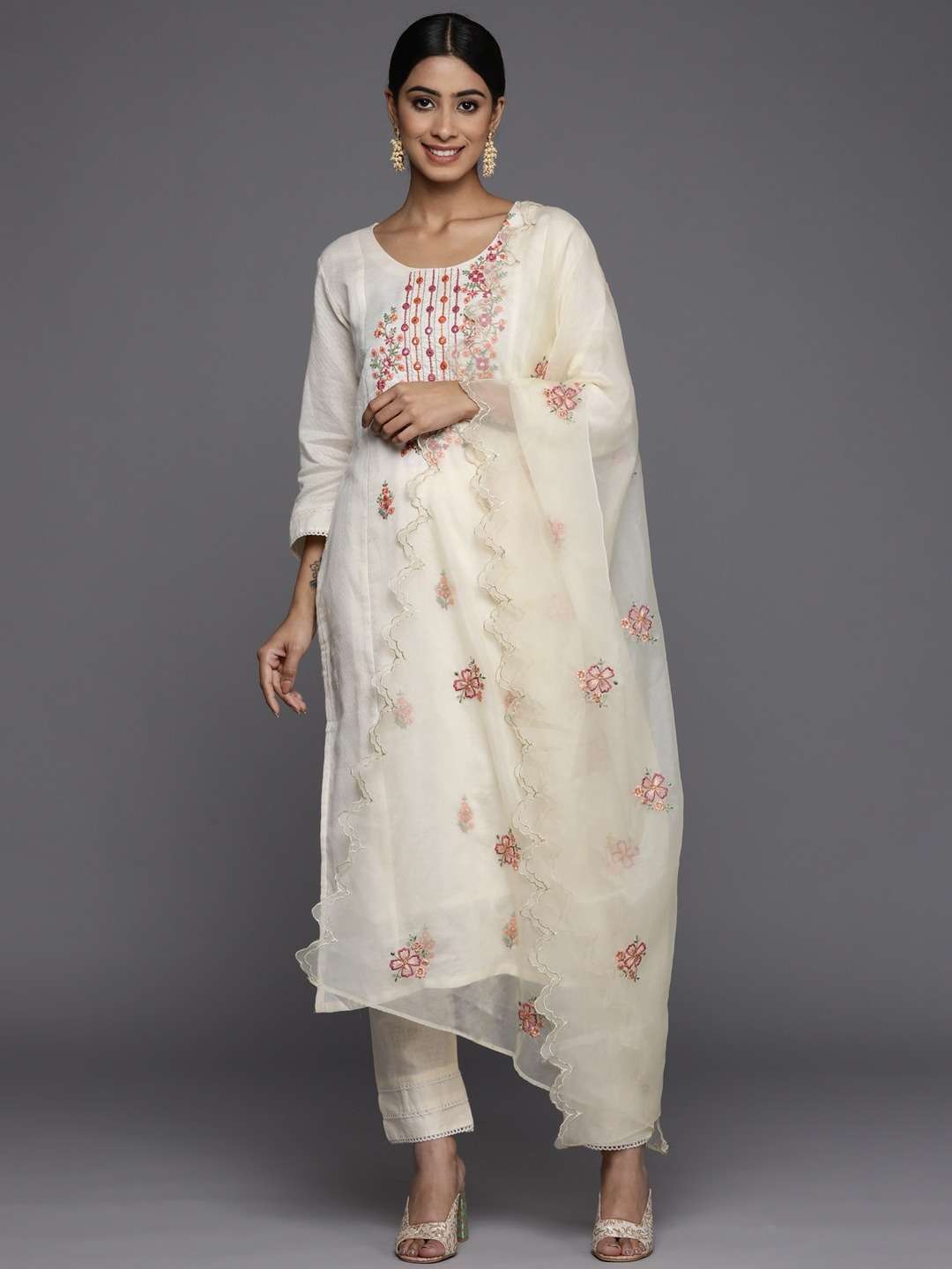 Sanna White Viscose Rayon Kurti Wholesale catalog