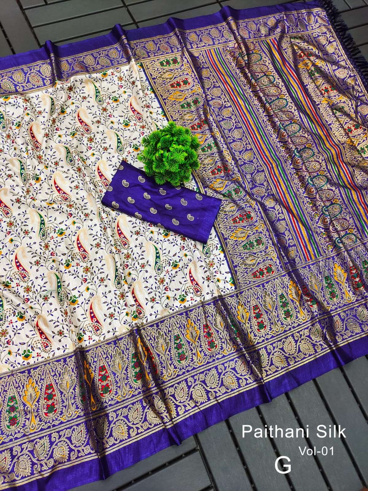 Soft Pure Dola Silk Kalamkari Patola Digital Print Saree Wholesale catalog