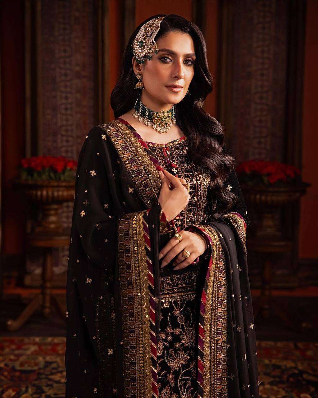 1165 Velvet Sequence Embroidery Work Salwar Suits Wholesale catalog