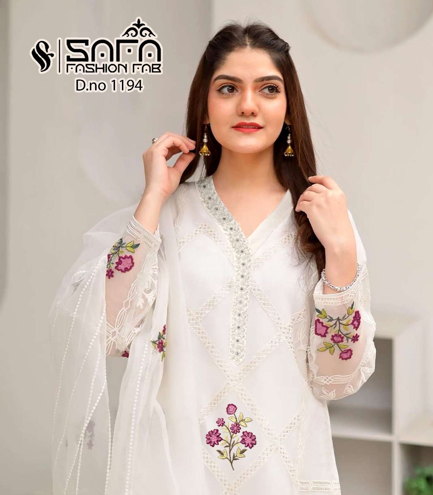 Safa Fashion Fab 1194 Pakistani Suits Wholesale catalog