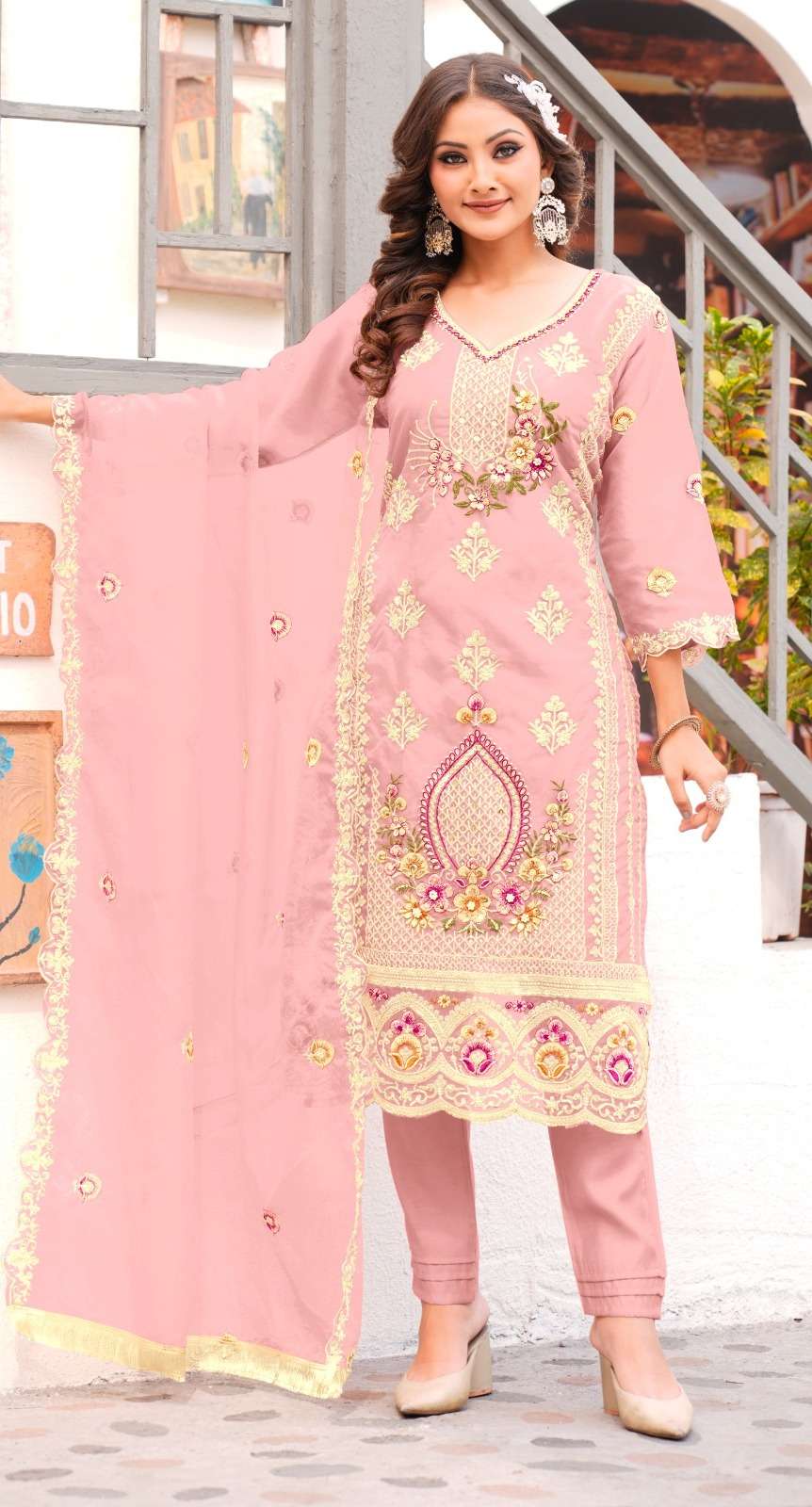 Ramsha R 1138 A To D Pakistani Suit Wholesale catalog