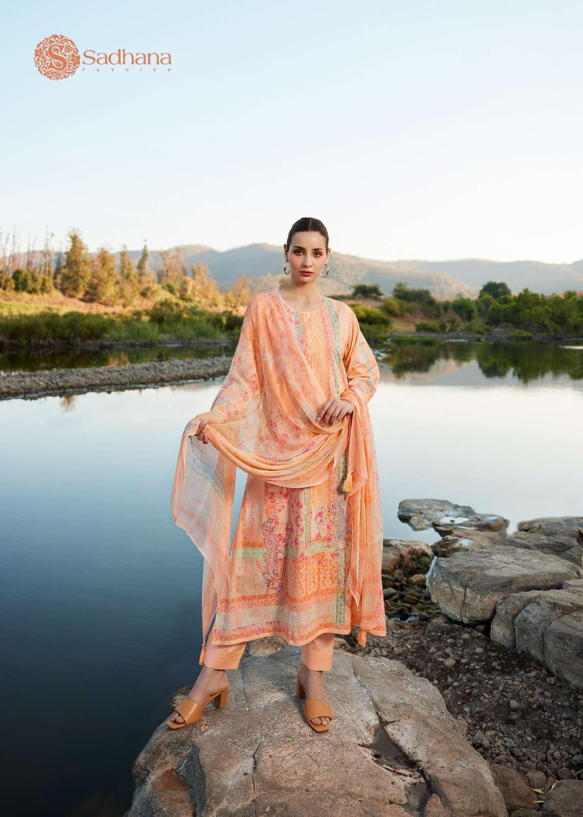 SADHANA FASHION RAAZIA Salwar Kameez Wholesale catalog
