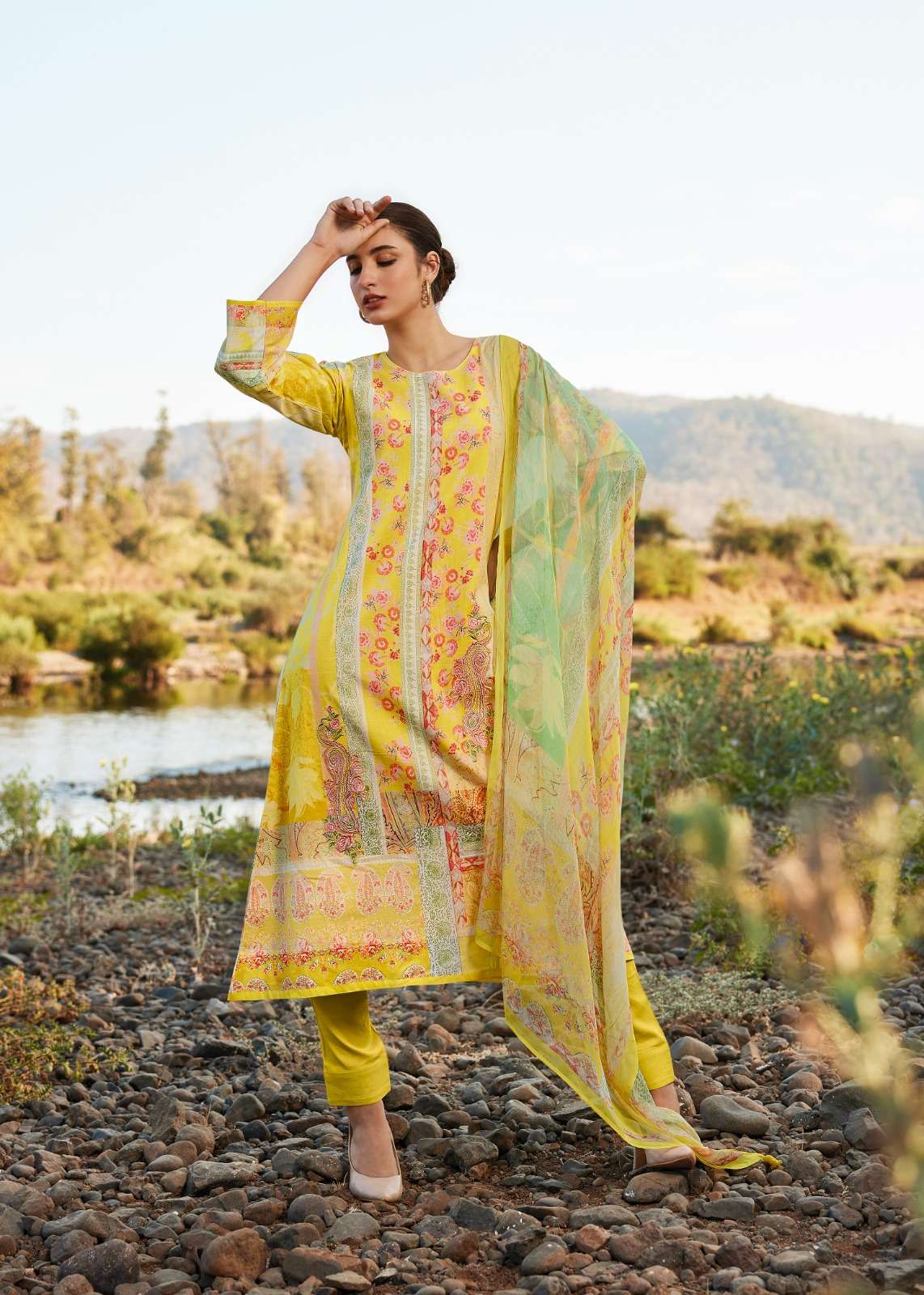 SADHANA FASHION RAAZIA Salwar Kameez Wholesale catalog