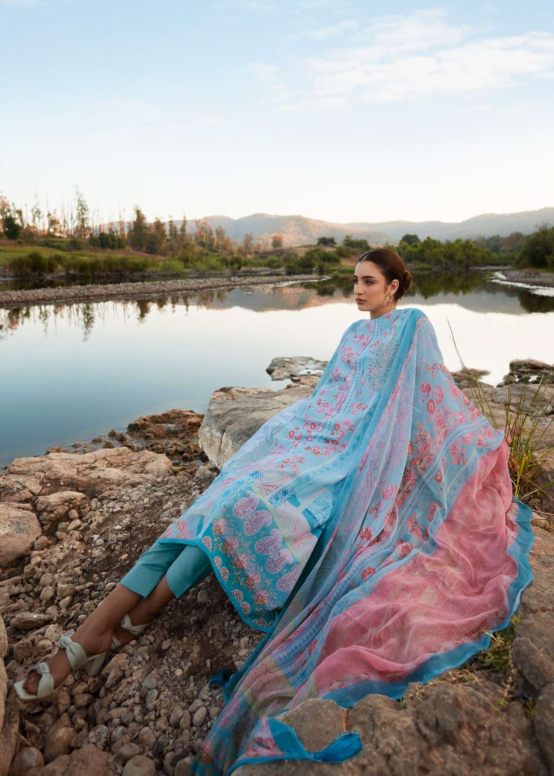 SADHANA FASHION RAAZIA Salwar Kameez Wholesale catalog