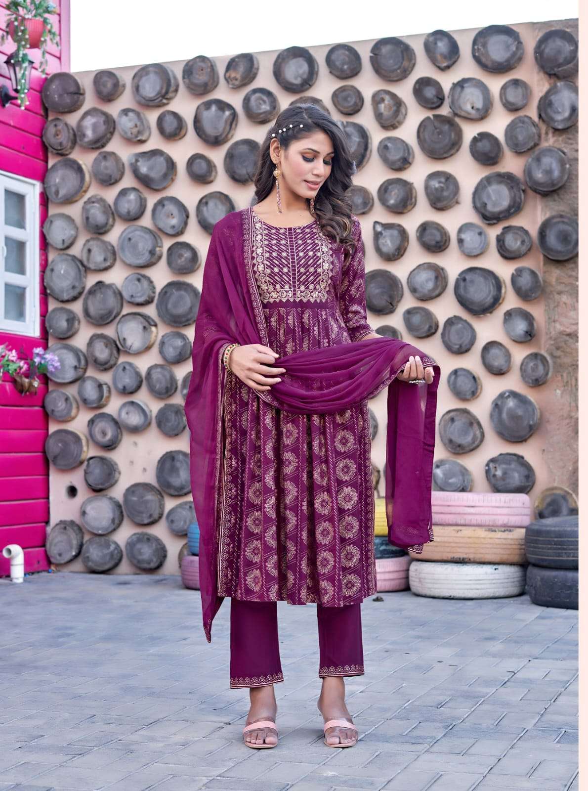 TIPS & TOPS GUNGUN Kurtis Wholesale catalog