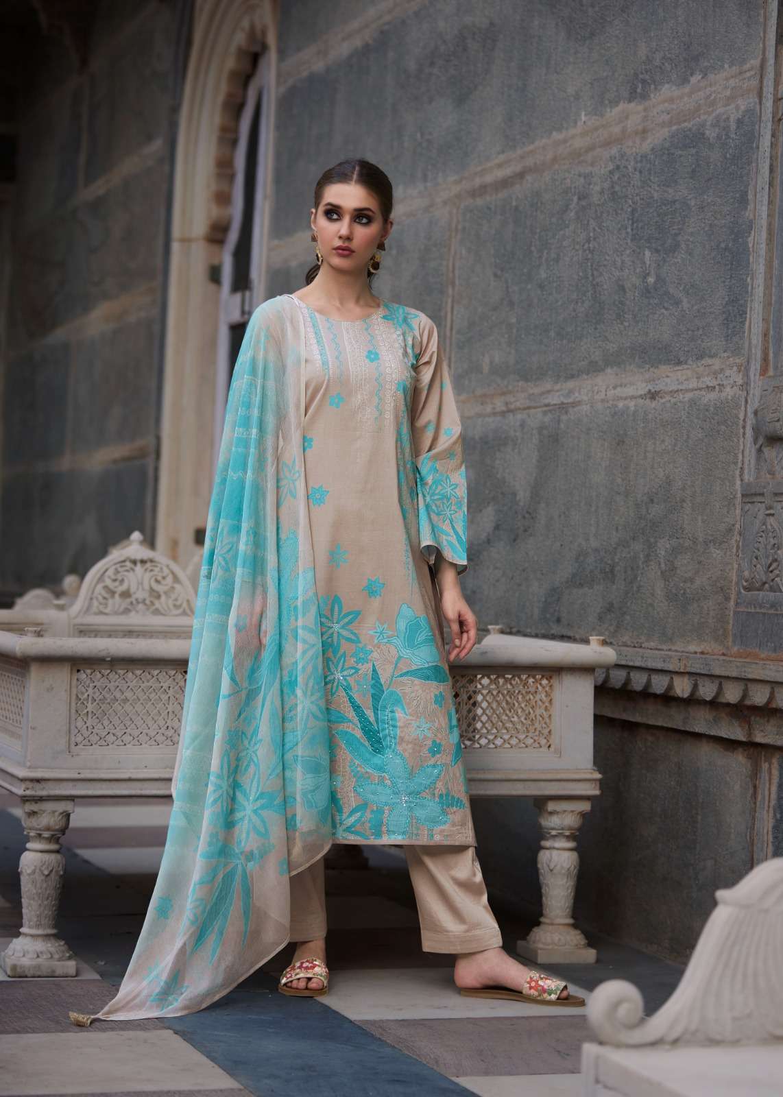 SADHANA FASHION SPLENDOR Salwar Kameez Wholesale catalog