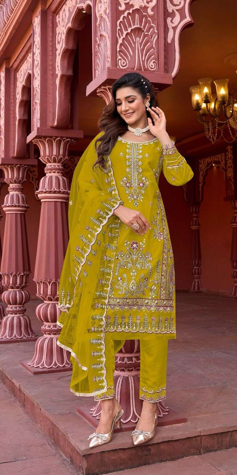 Shree R 1200 Salwar Suits Wholesale catalog