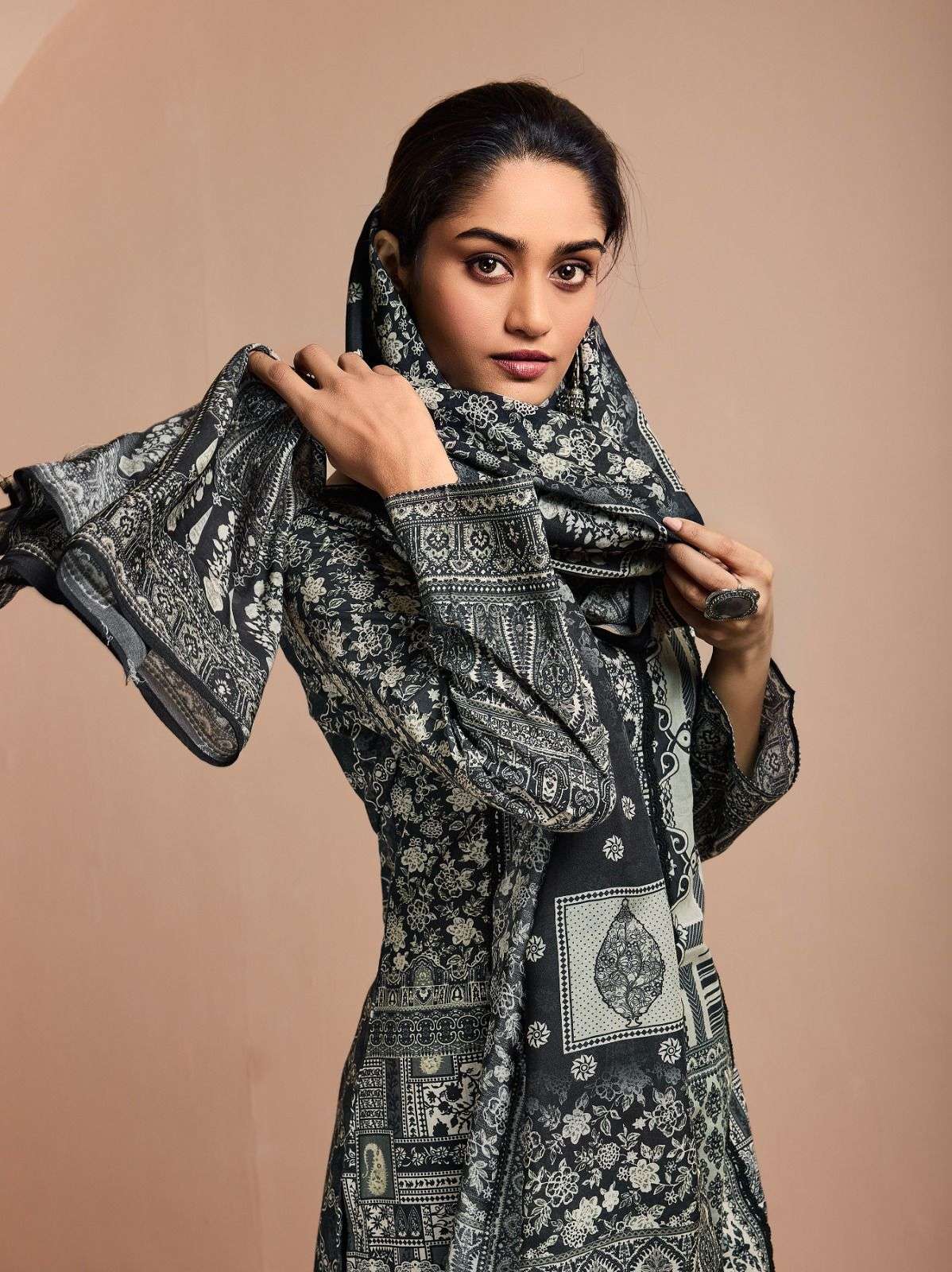 ibiza Jiyana Lawn Cotton Digital Printed Dress Material Wholesale catalog