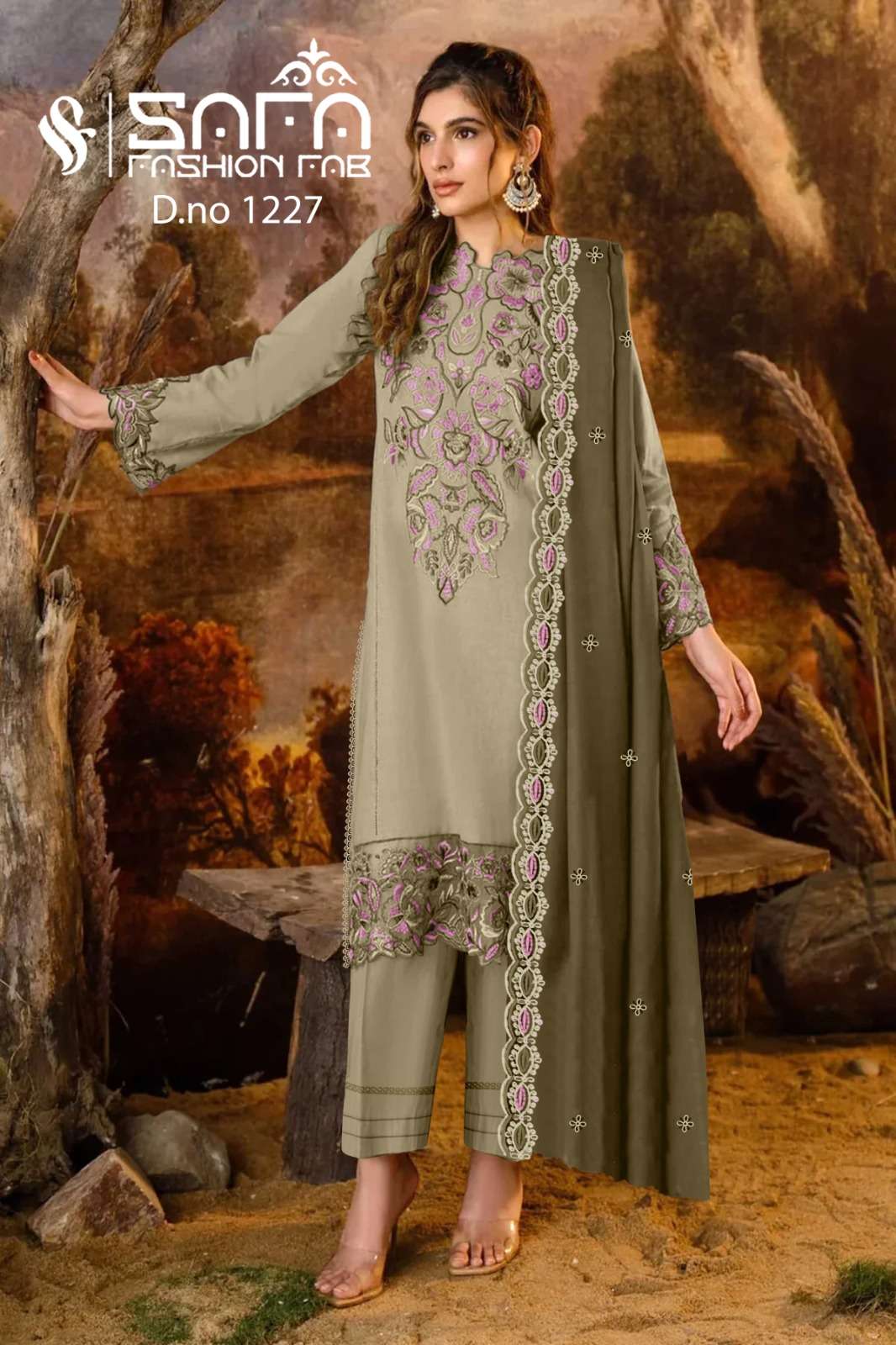 Safa Fashion Fab 1227 Georgette Pakistani Suits Wholesale catalog