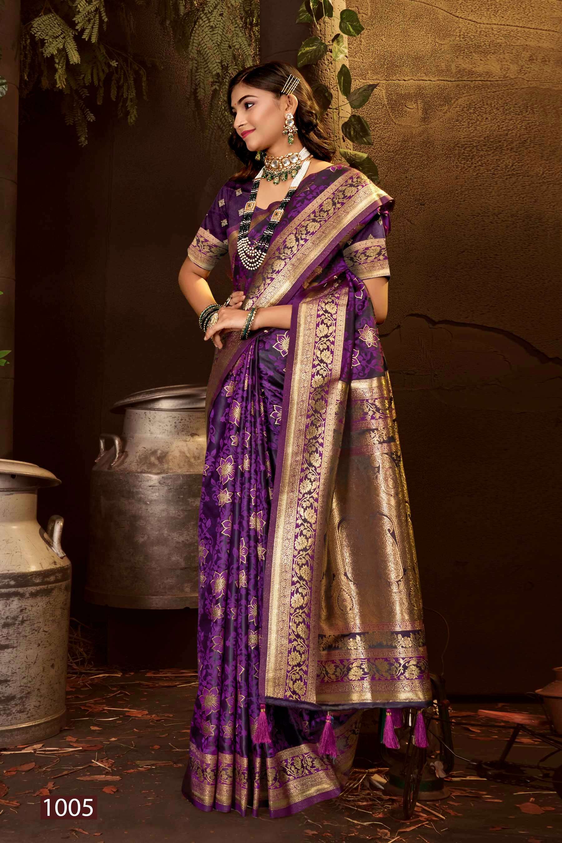 Saroj Royal Queen Vol.4 Satin 50*600 Silk Saree Wholesale catalog    