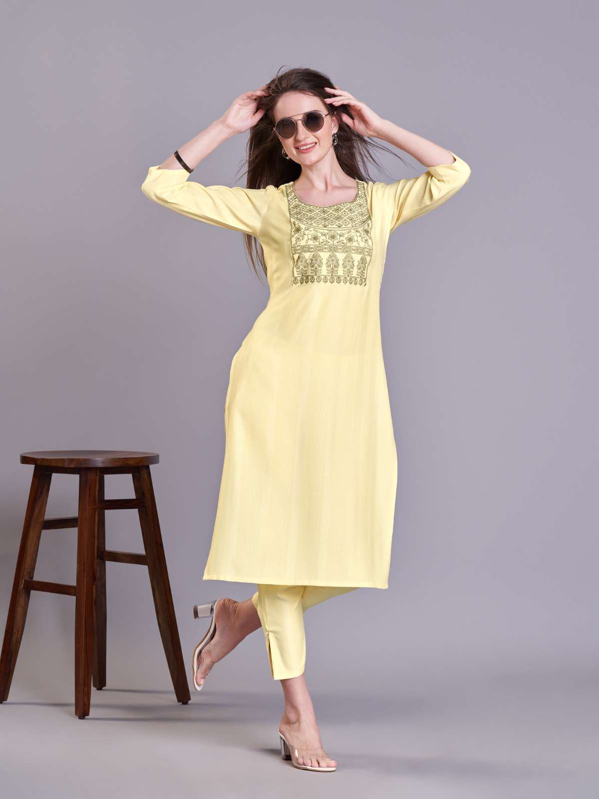 SOAN FANCY FABRIC DOBBY EFFECT Kurti Wholesale catalog