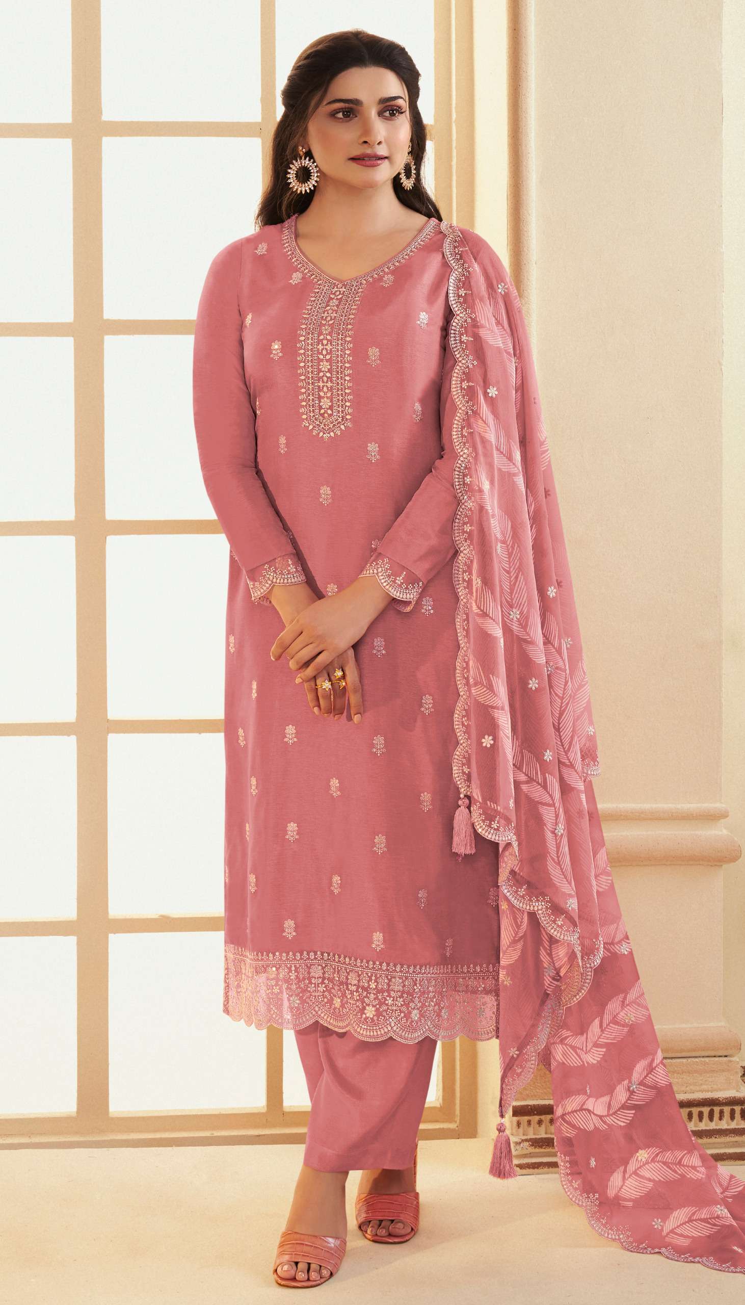 Vinay Kuleesh Shohini Hitlist Dola Silk Designer Salwar Suits Wholesale catalog