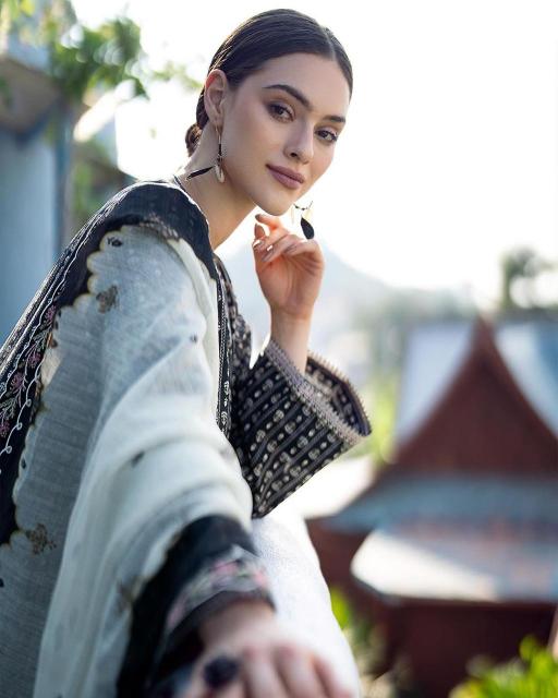 AFSANA LAWN 01 Salwar Kameez Wholesale catalog