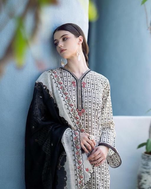 AFSANA LAWN 01 Salwar Kameez Wholesale catalog