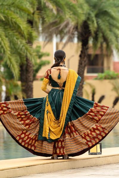 Rajwadi Vol - 10 D - 7076 NAVRATRI Lehenga CHOLI Wholesale catalog
