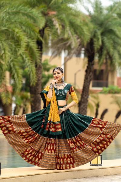 Rajwadi Vol - 10 D - 7076 NAVRATRI Lehenga CHOLI Wholesale catalog