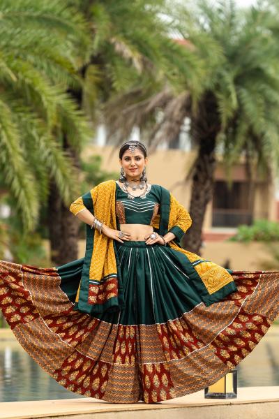 Rajwadi Vol - 10 D - 7076 NAVRATRI Lehenga CHOLI Wholesale catalog