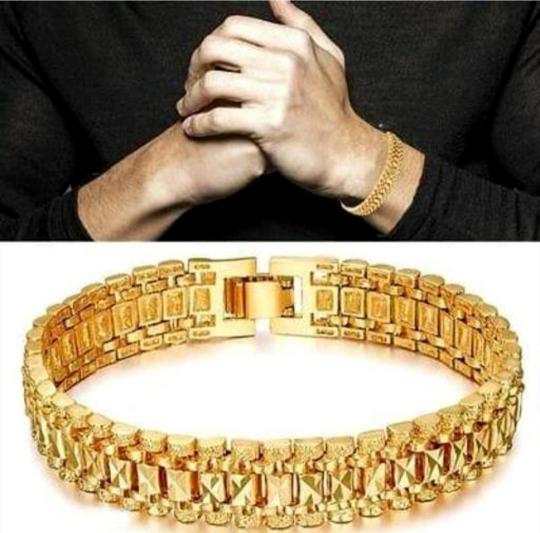 Salman Lukky Classy Men Gold Brass Metal Chain Bracelet