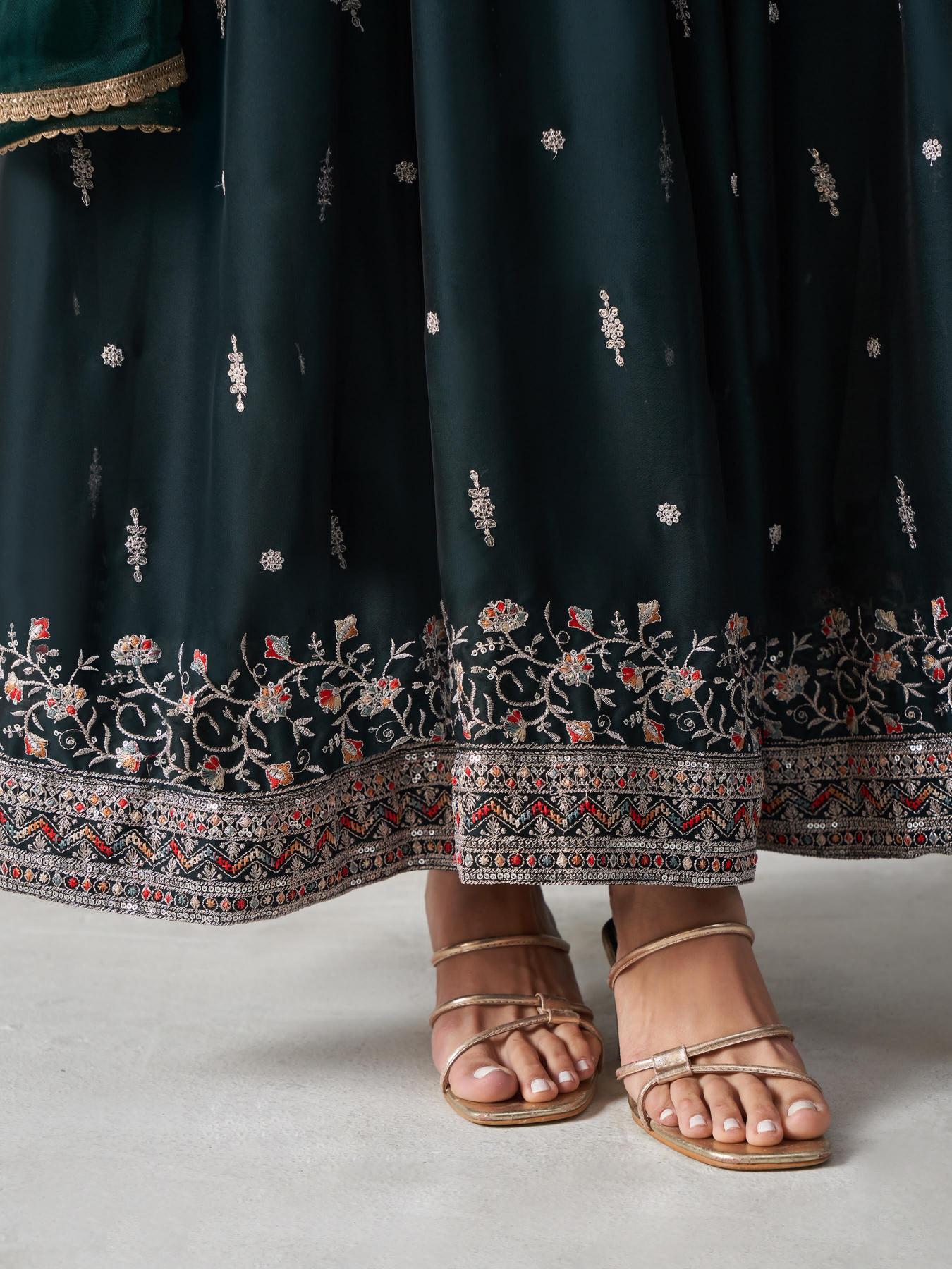 Alizeh Gulbahar Vol 6 Designer Gown Kurti Wholesale Catalog