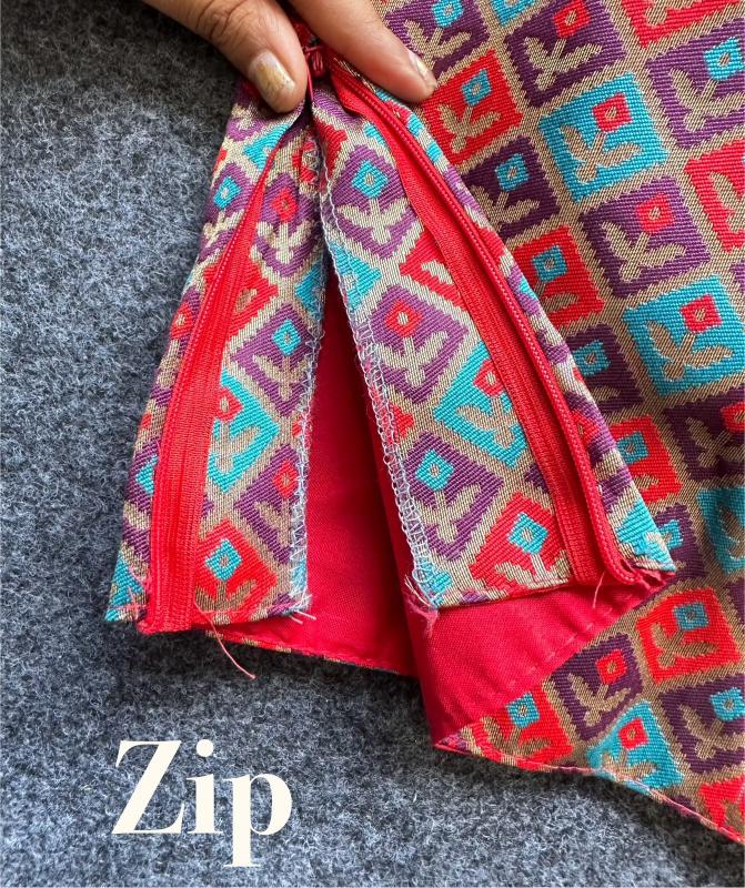 Blousewala Khatan Banarsi Blouse with GOLD JARI 