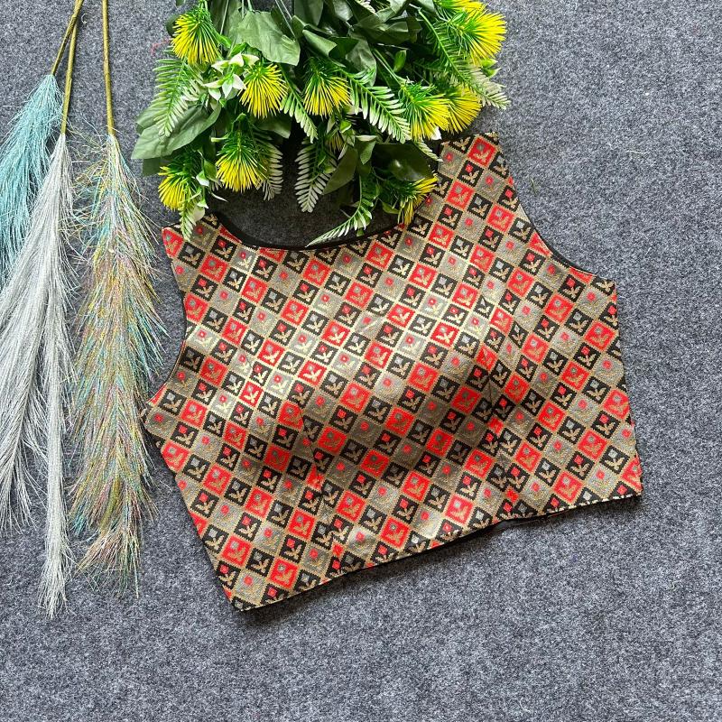 Blousewala Khatan Banarsi Blouse with GOLD JARI 