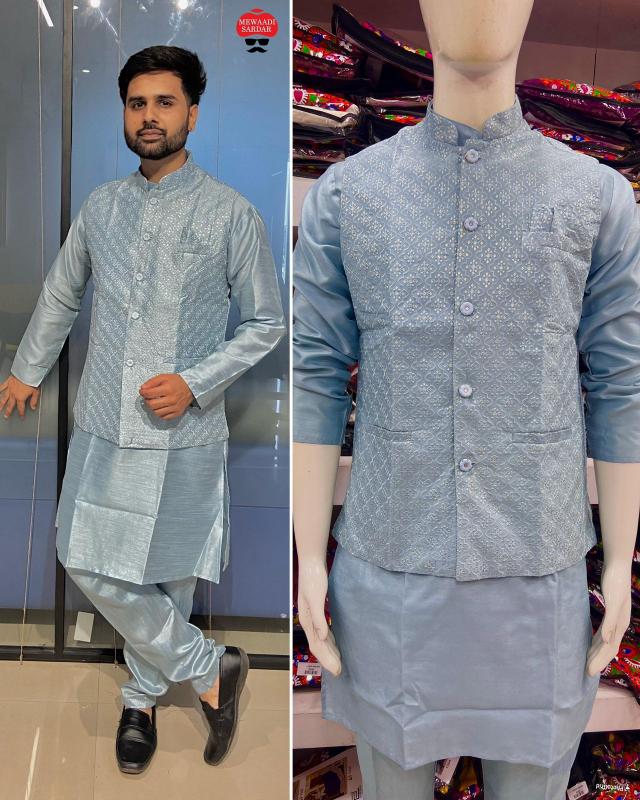 Manyavar 5.0 Banglori Silk Kurta Pyjama With Koti Wholesale Catalog