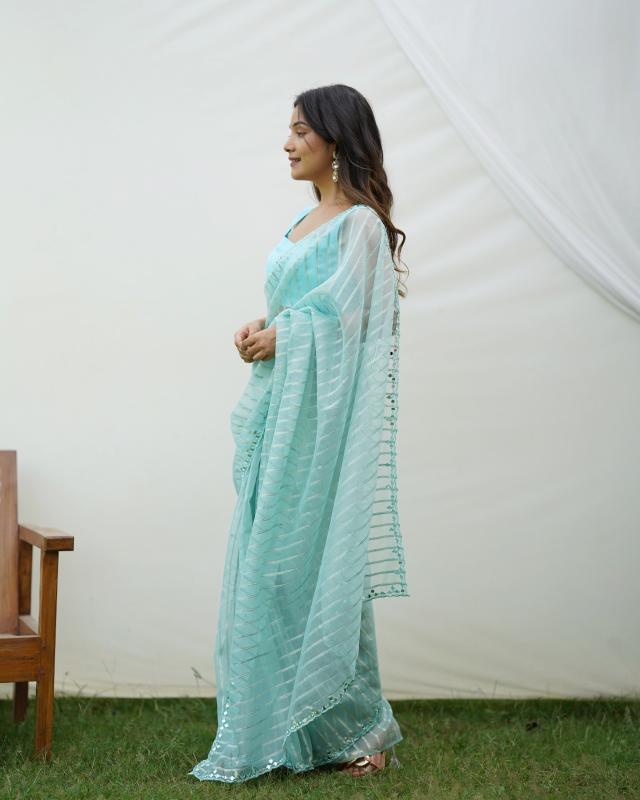 Sabella Vijaysitara 01 Sequence Weaving insight saree in india