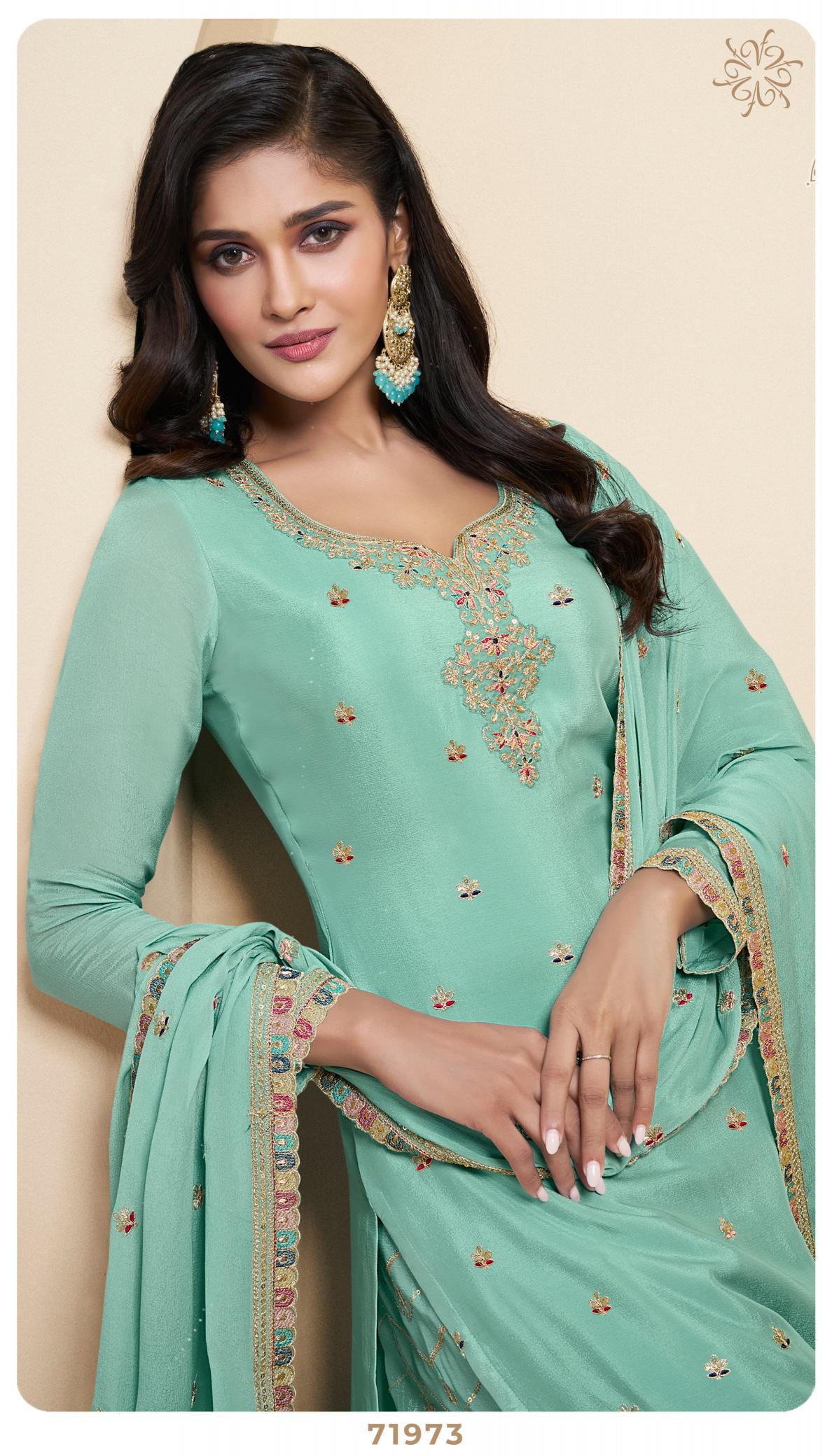 Vinay Kuleesh Sundari wholesale market of salwar kameez in bangalore