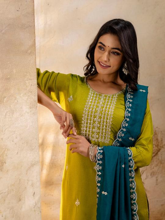 Felocity Vidisha Catalog valas kurtis catalogue