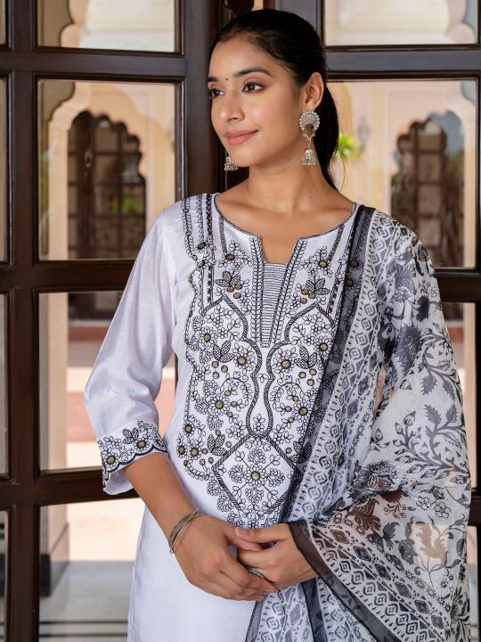 Felocity Black & White catalog black kurti online shopping india