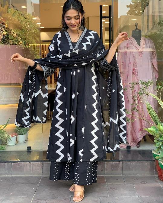 Felocity Dhruvi 264 catalog Rayon kurti brands in india