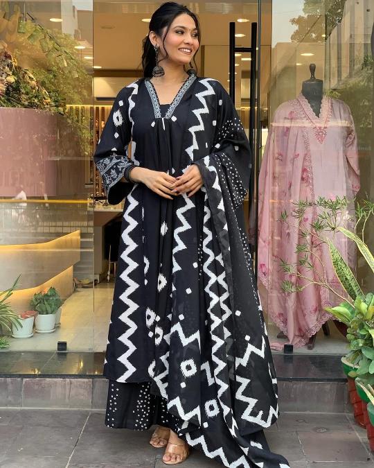 Felocity Dhruvi 264 catalog Rayon kurti brands in india