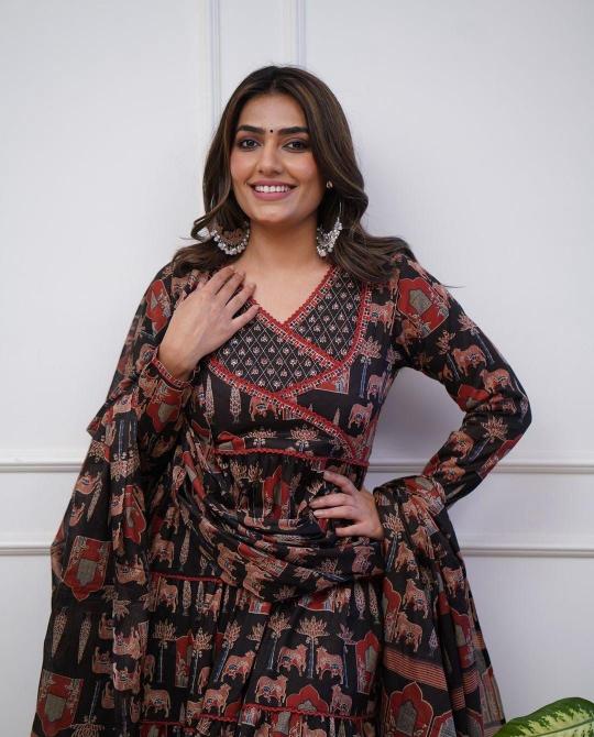 Felocity Cotton catalog black anarkali kurti online india