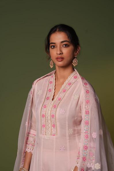 Felocity Tanyaa P 181 catalog fab india women kurties