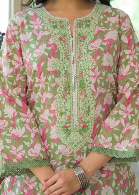 Felocity Tanyaa P 184 catalog kurtis wholesaler in india